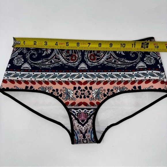 NWOT Clover Canyon swimsuit bikini. Top is a medium and bottoms are small - Picture 9 of 13